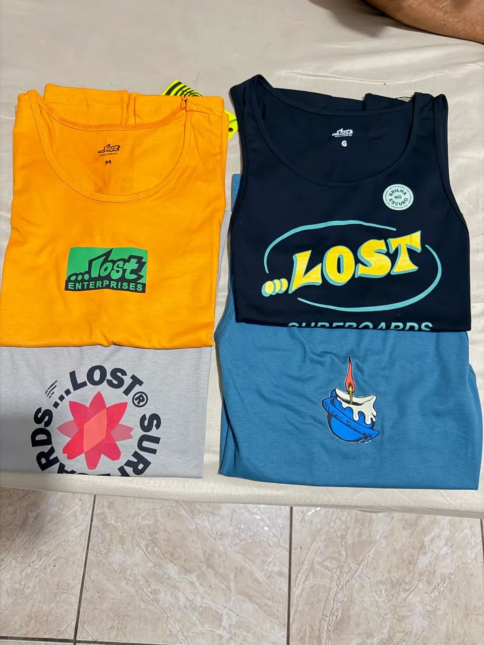 Camisas e camisetas MCD e LOST ORIGINAIS  - Foto 5