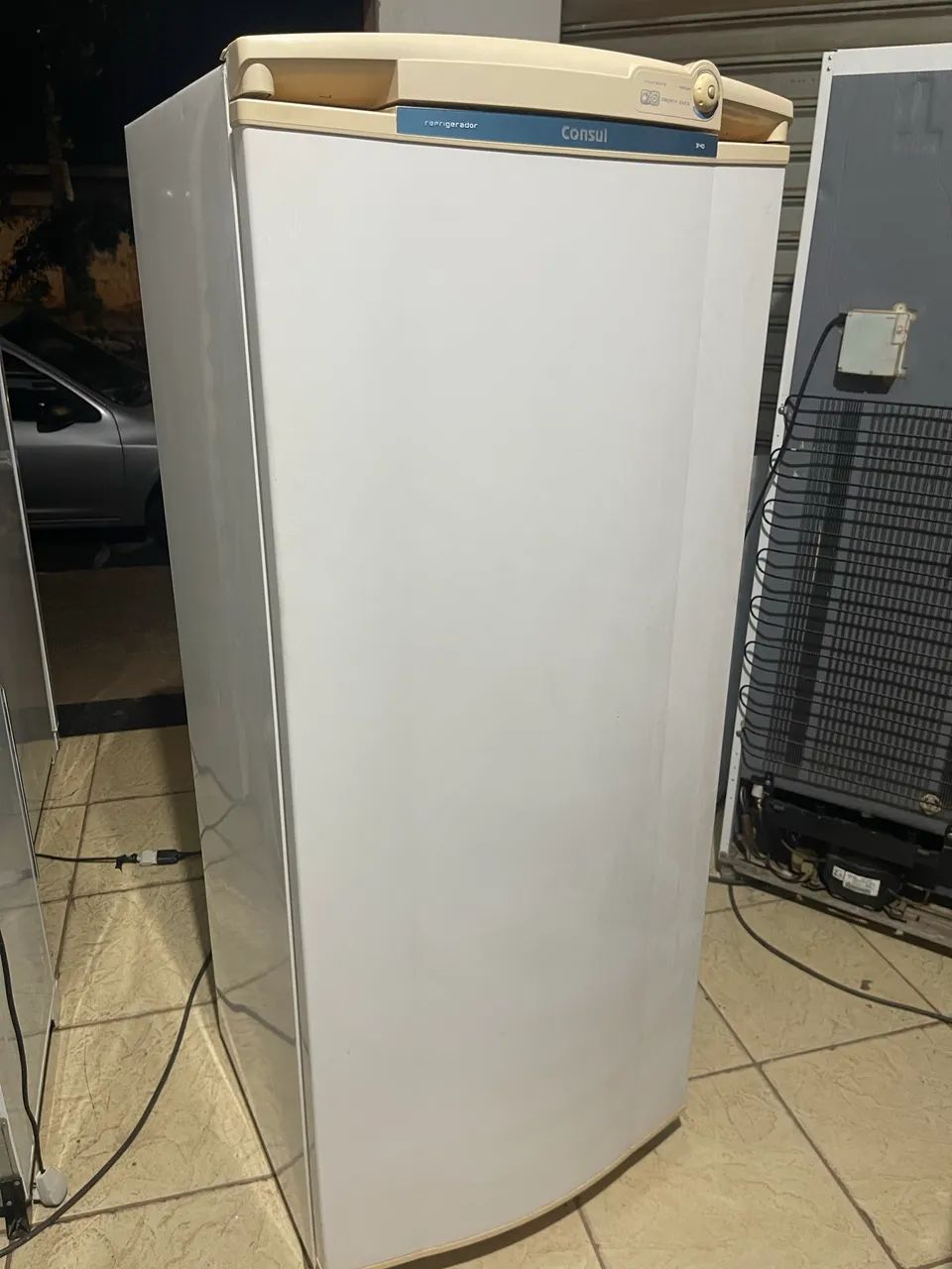 Vendo geladeira toda original!! - Foto 4