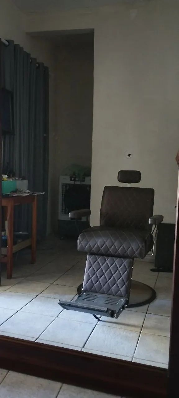 Cadeira de barbeiro  - Foto 2