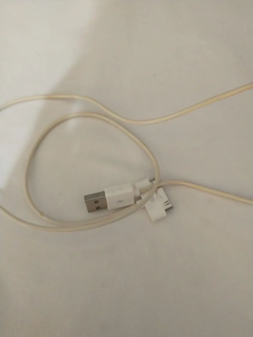  Apple Original Cabo de carregamento USB de 30 Pinos. - Foto 2