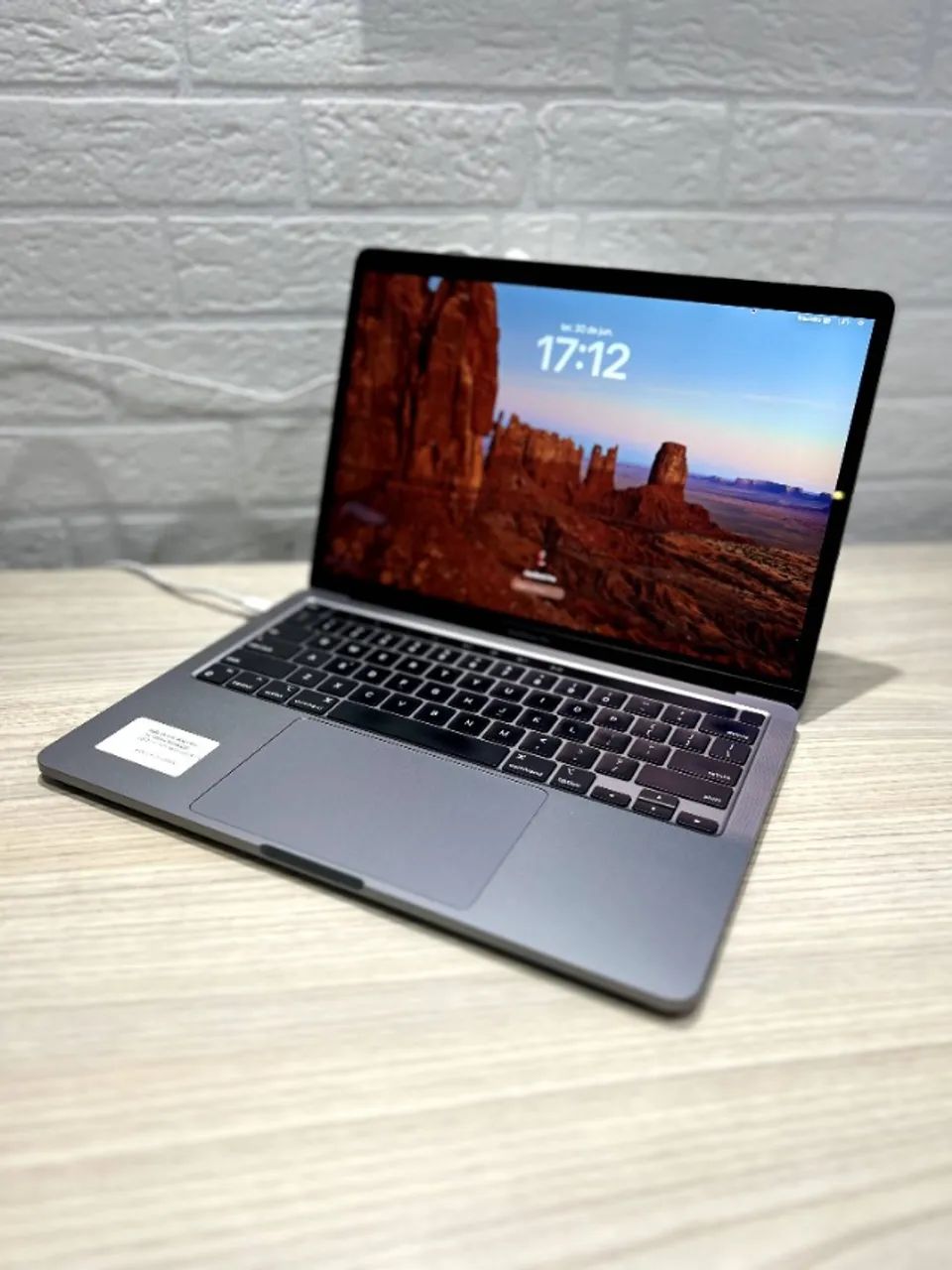 MacBook PRO M1 13" 16Gbs RAM 256Gbs SSD