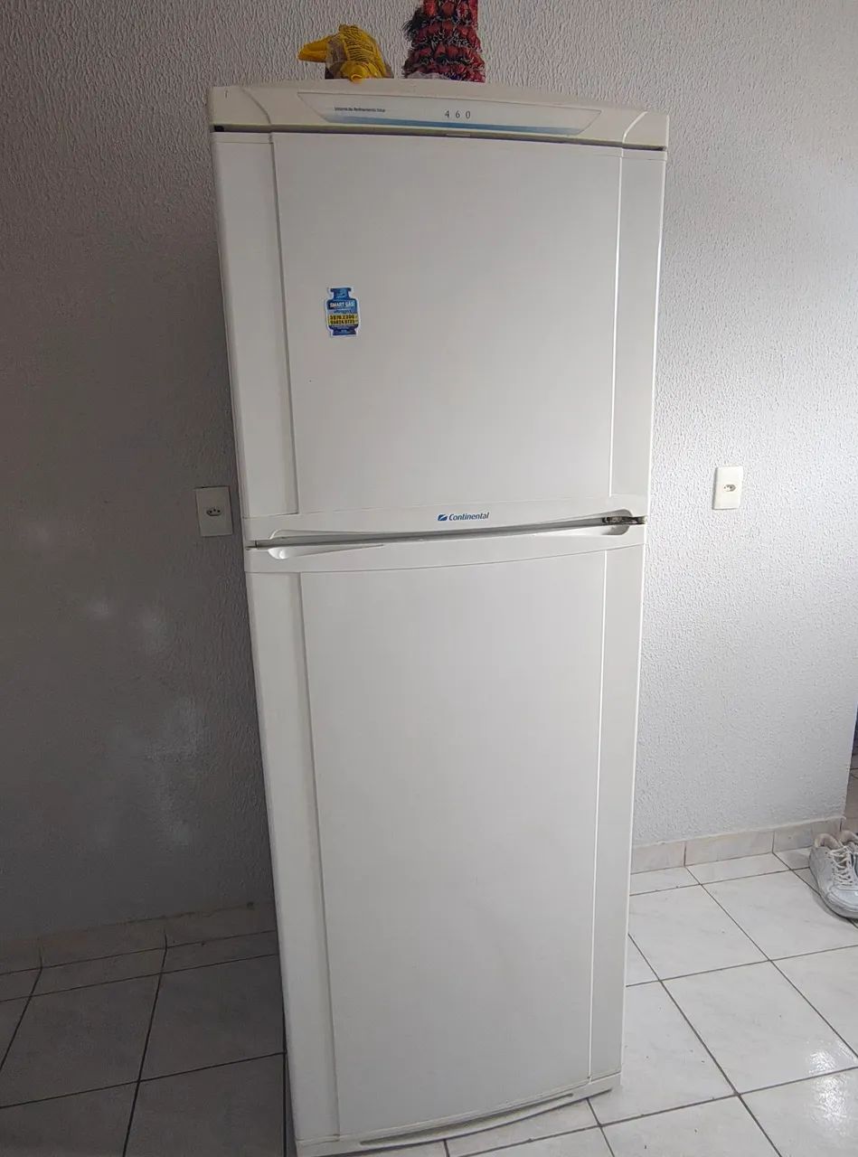 Vende se Geladeira