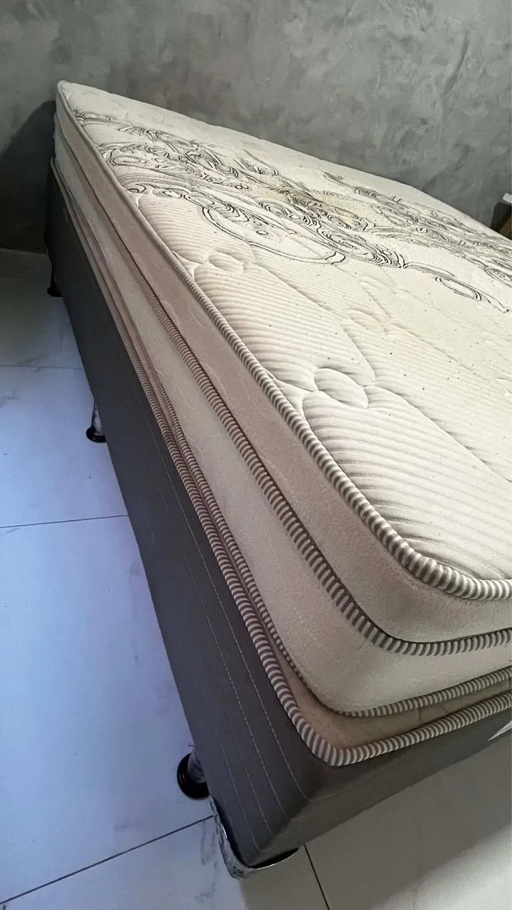 CAMA QUEEN AGATA - C/ MOLAS ENSACADAS  - Foto 3