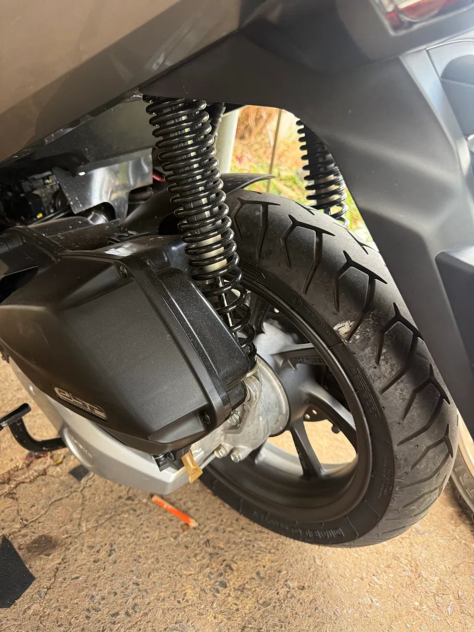 Moto com a quilometragem muito baixa  - Foto 4