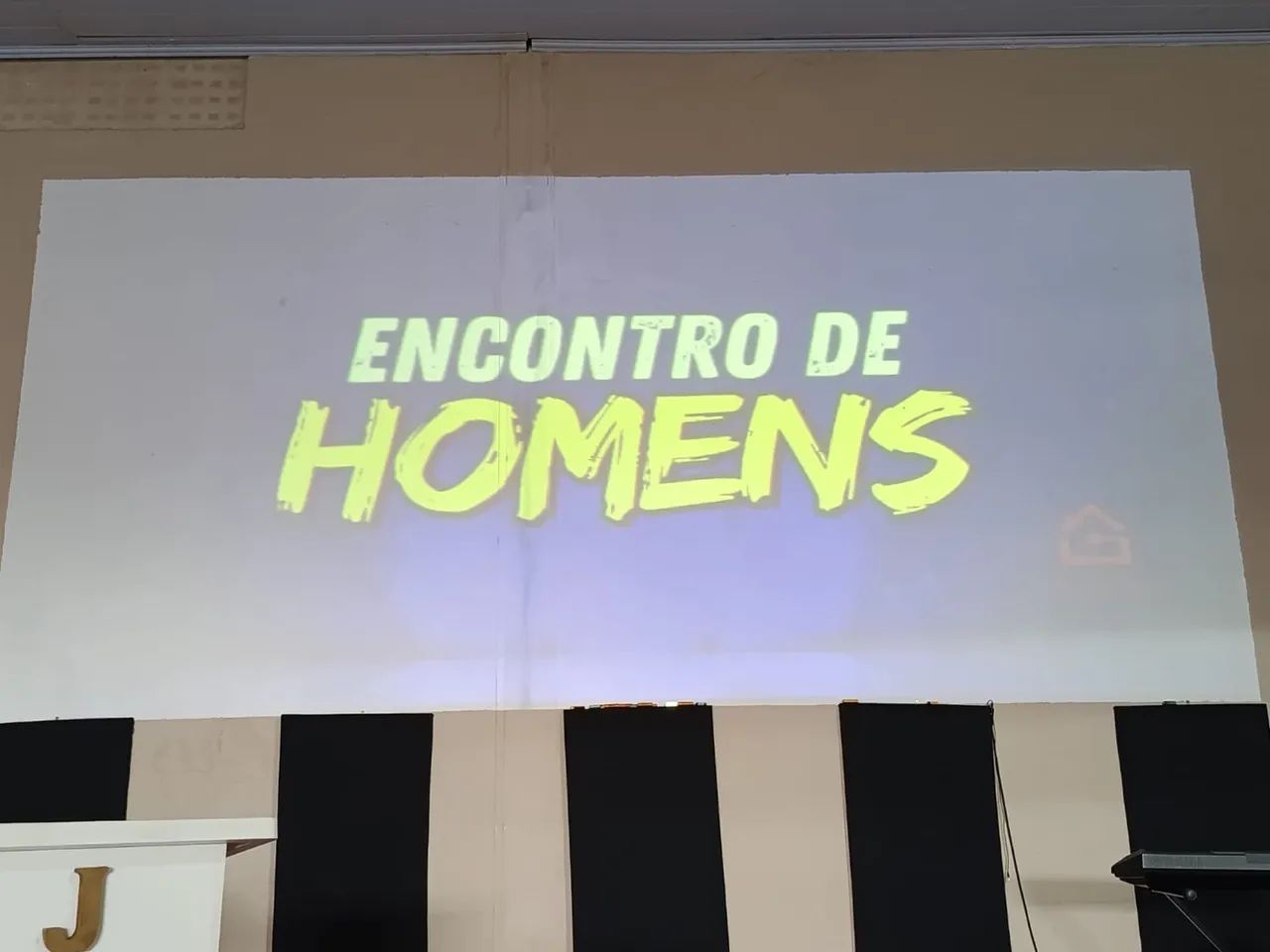 Projetor com lâmpada extra  - Foto 2