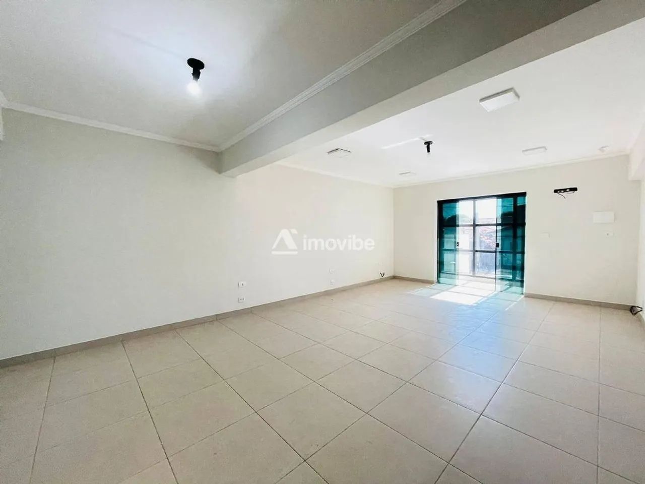 Sala comercial, próxima à Avenida da Saudade - Americana/SP
