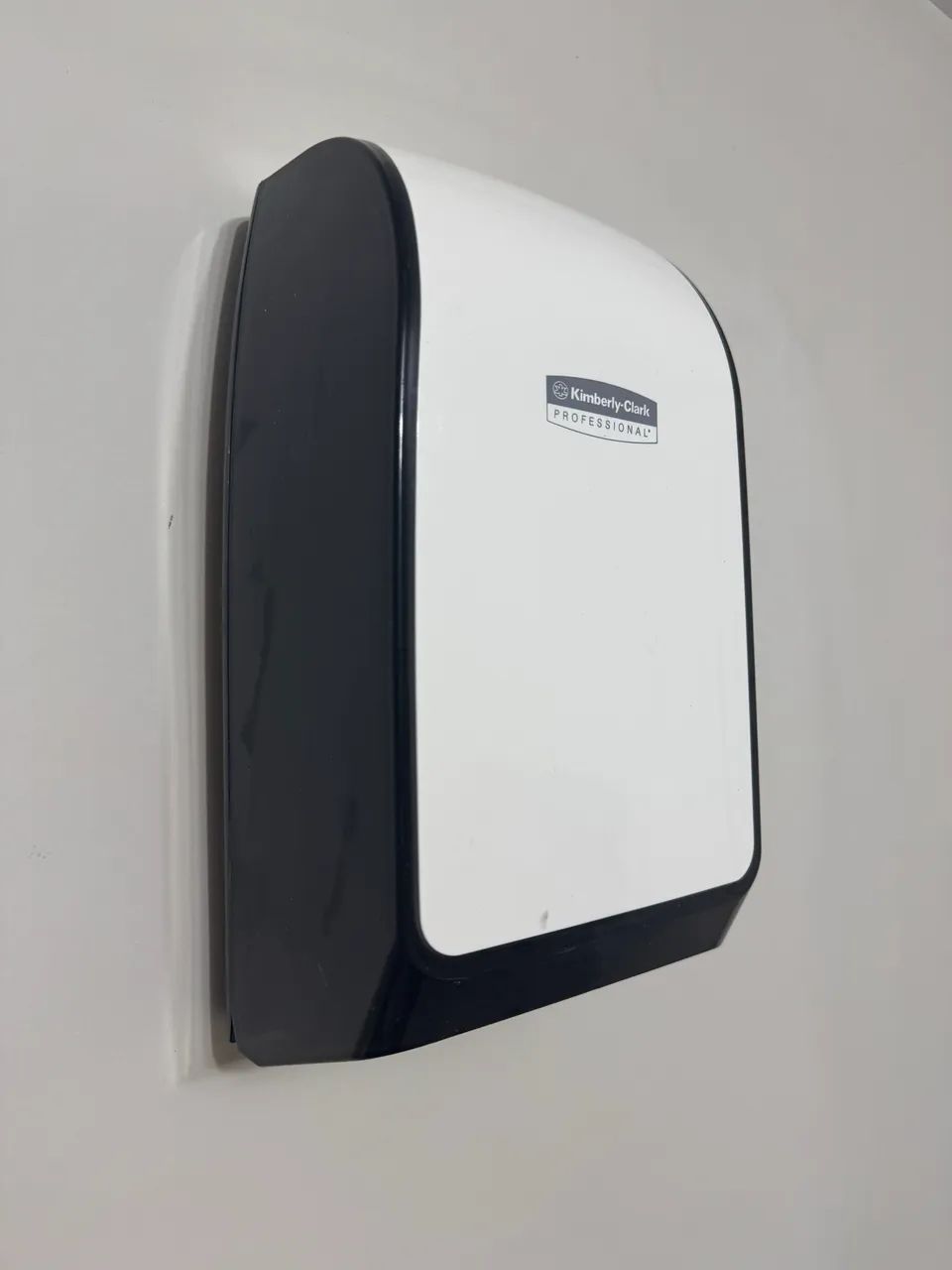 Dispenser Kimberly Clark papel higiênico 