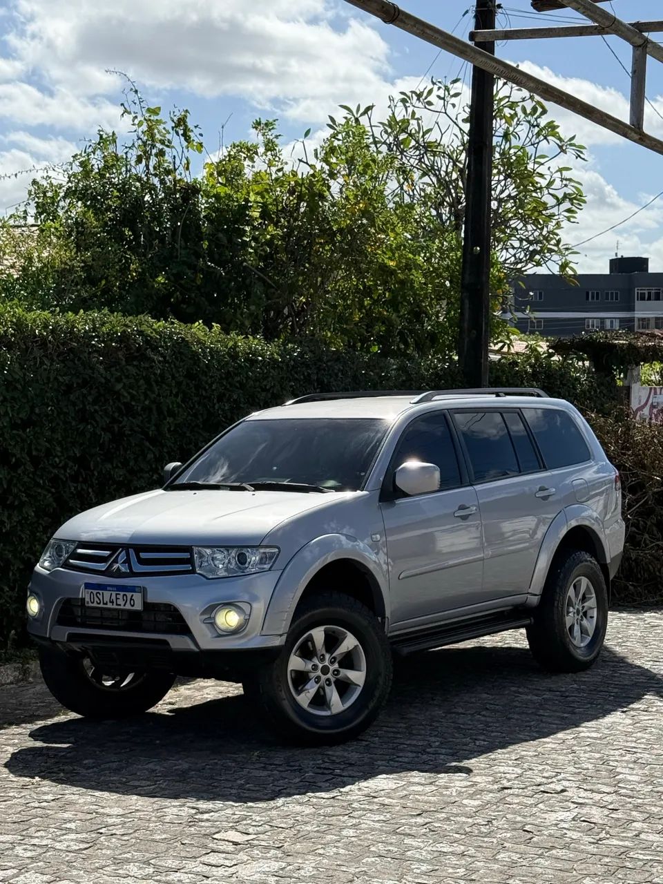 Mitsubishi Pajero 2014