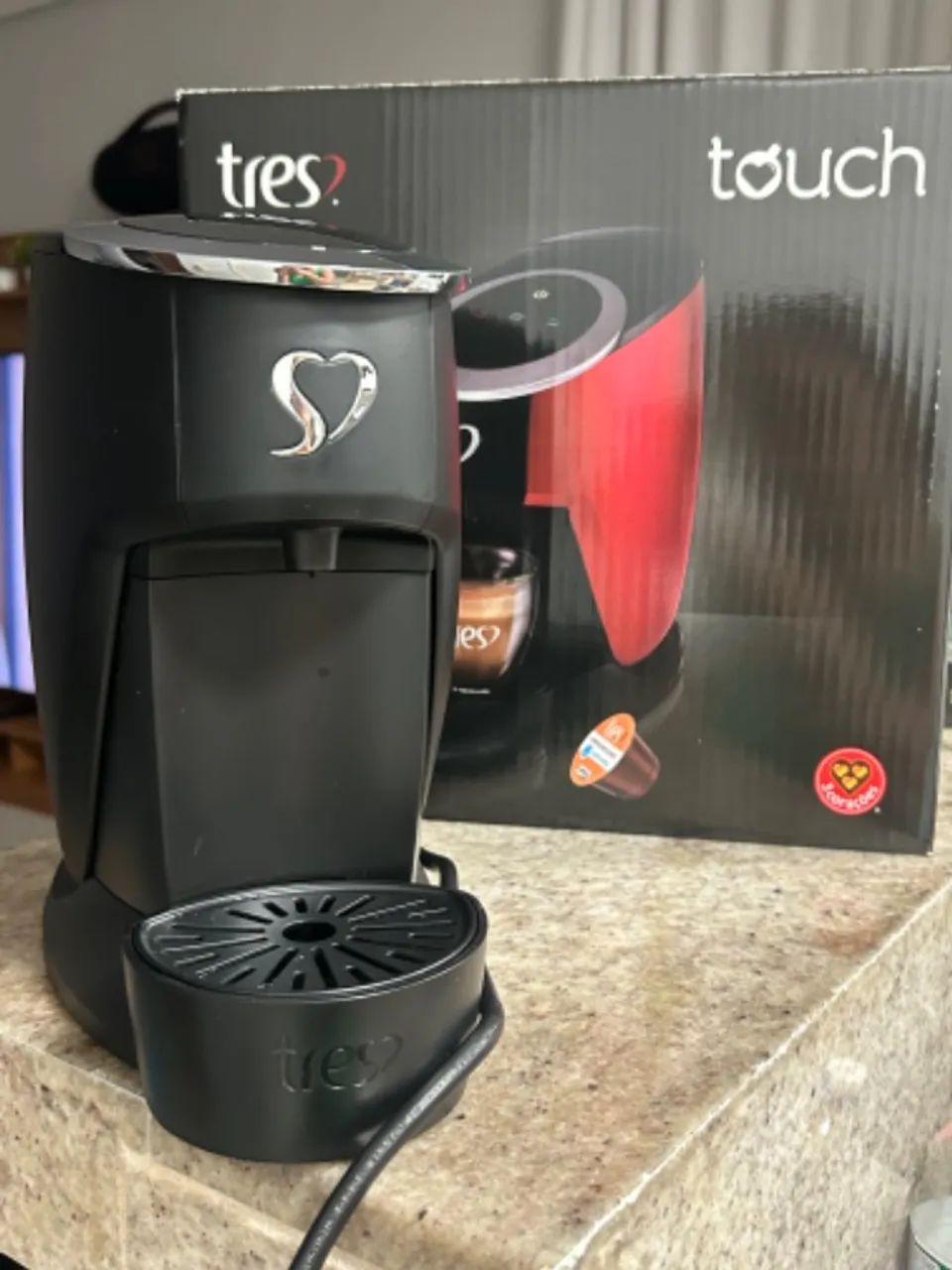 Cafeteira Três Touch 