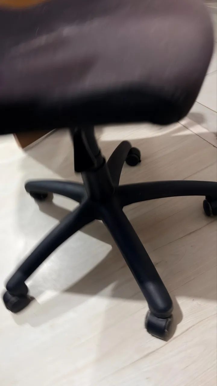 Cadeira escritório - Foto 4