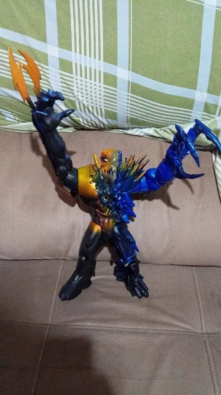Boneco Max Steel Extroyer Ultimate - Com Som e Movimento! - Foto 3