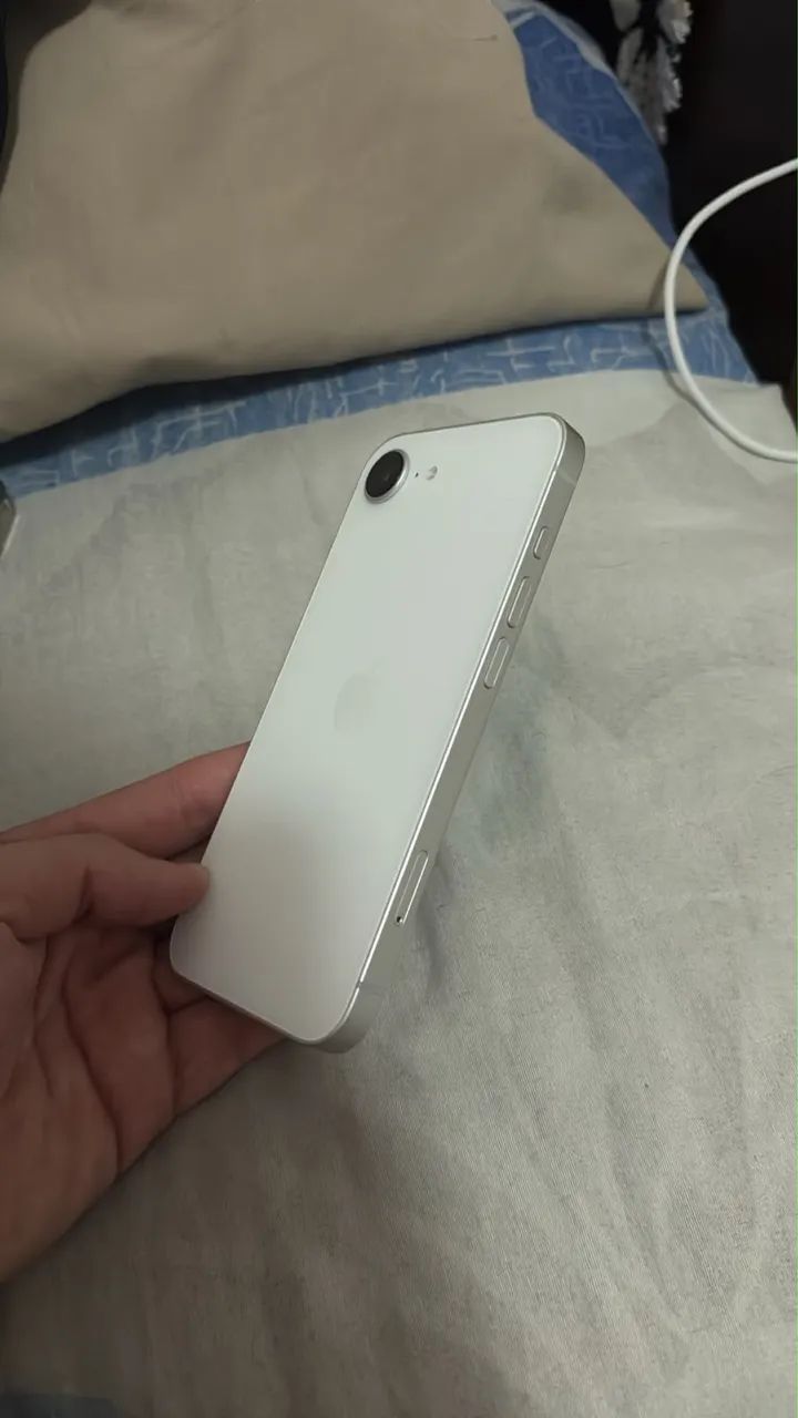 iPhone 16e venda ou troca. - Foto 3