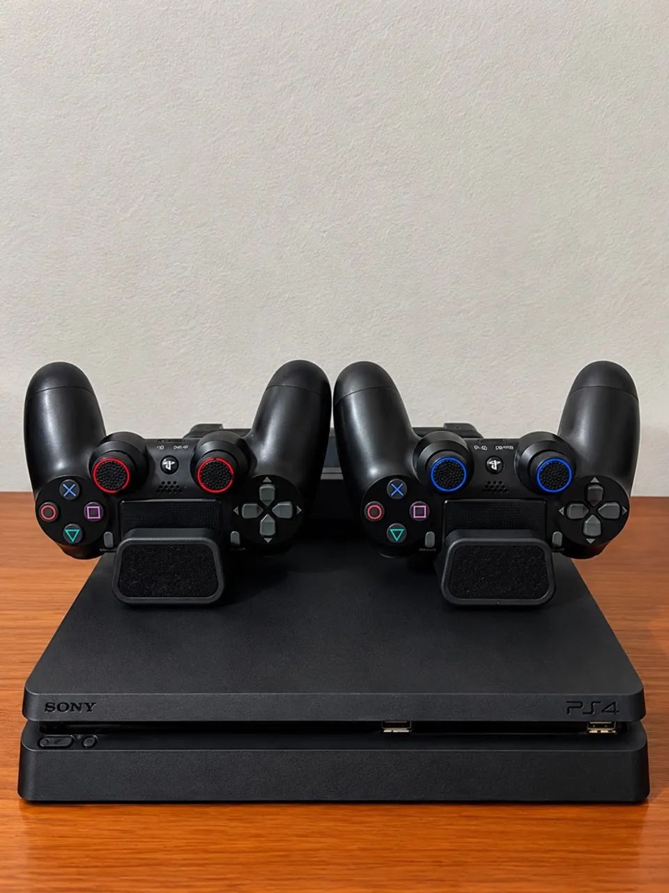 PS4 SLIM 1TB