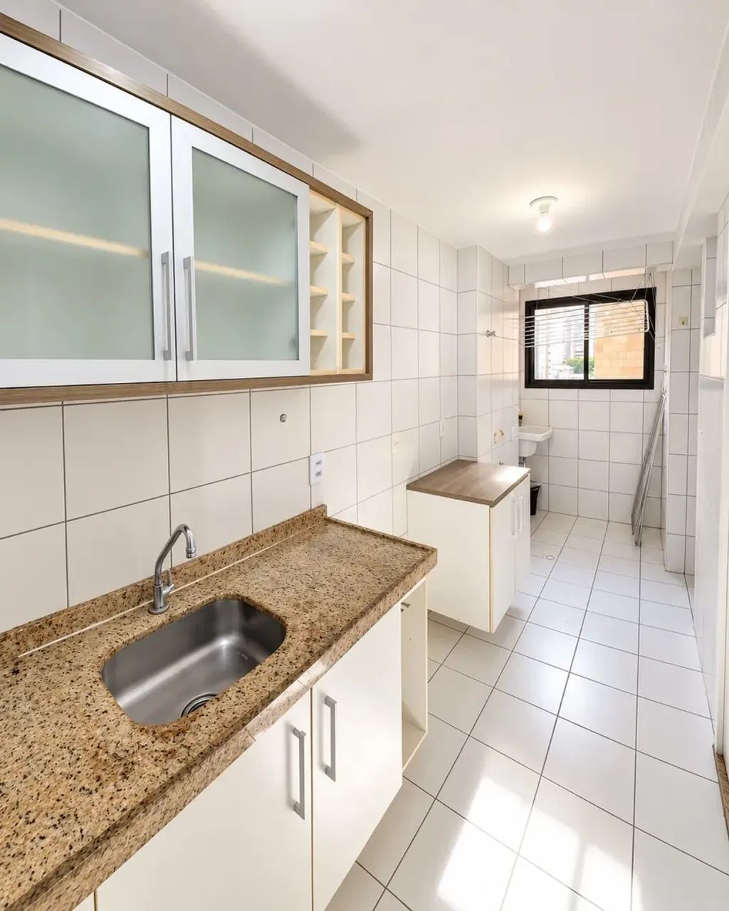 Apartamento com 02 quartos | Nascente e bem ventilado | Meireles - Foto 5