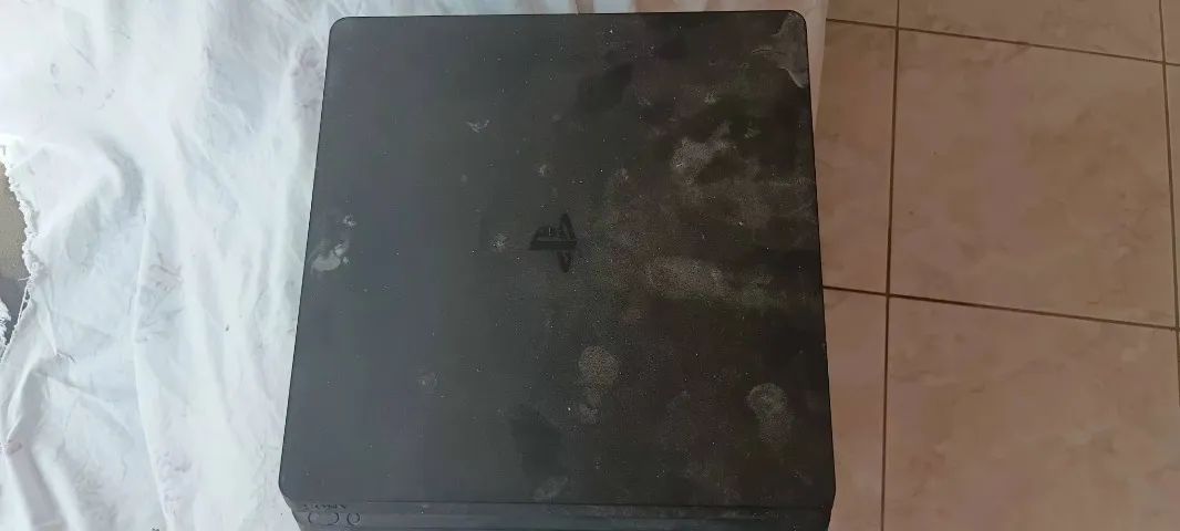 PlayStation ps4 - Foto 2
