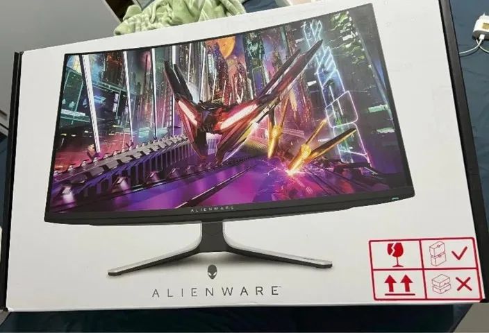 Monitor Dell OLED Alienware 32'' 4k Lacrado
