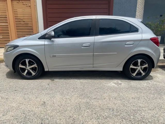 Chevrolet Onix Hatch LTZ 1.4 8V Flex Aut. 4P 2017 - Foto 4