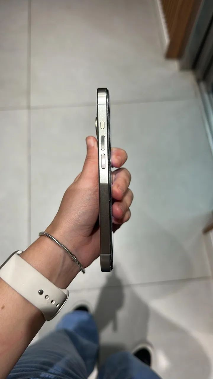 iPhone 15 pro 512 gb (seminovo)