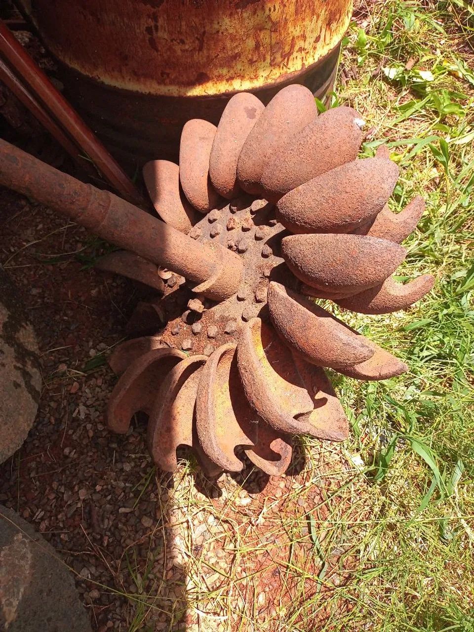 RODAS DE FERRO ANTIGAS DE MOINHO - Foto 2