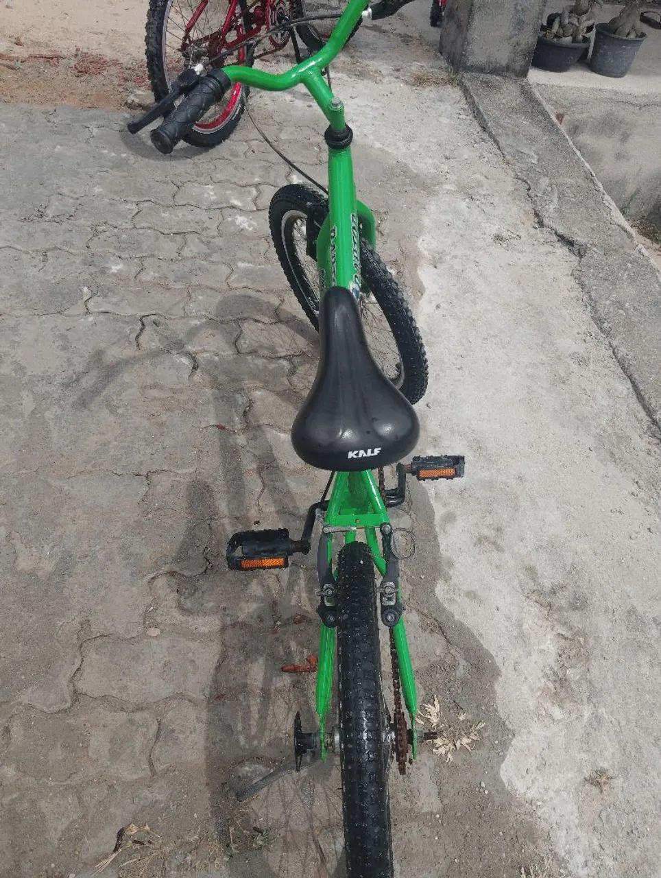 Bicicleta Aro 20 Verde - Pouco Usada! ? - Foto 4