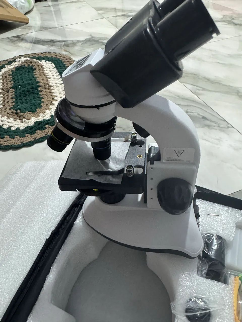 Microscópio novo na caixa  nunca usado  - Foto 3
