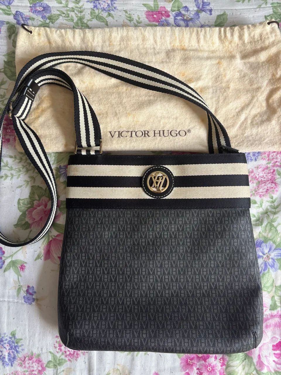 Bolsa Victor Hugo Transversal - Foto 2
