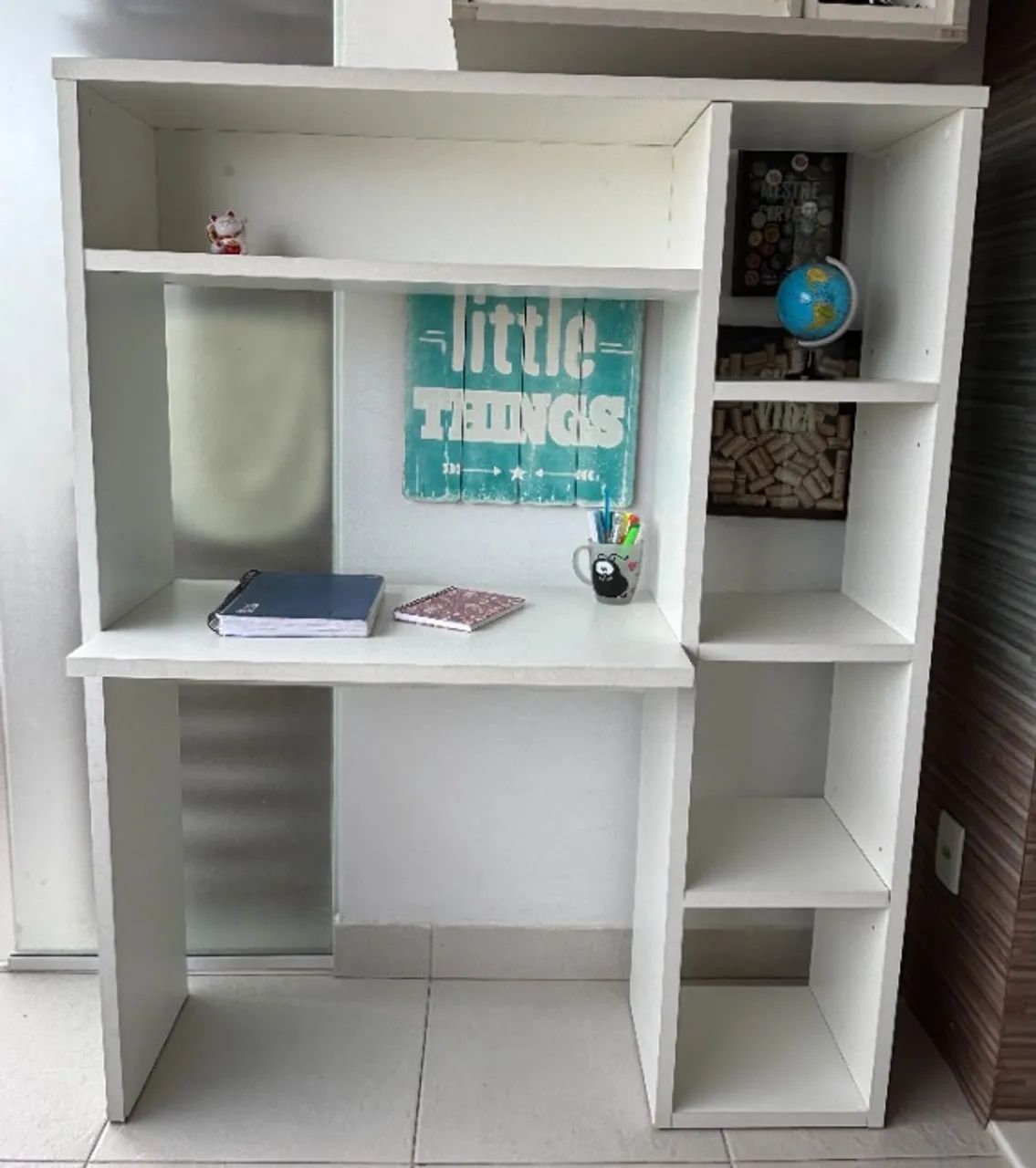 Mesa de estudo com estante Tok&Stok - madeira, ótima conservação - Foto 3