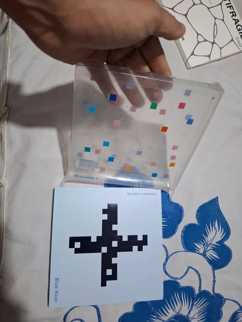 CD BLUE HOUR KPOP TXT - Foto 5