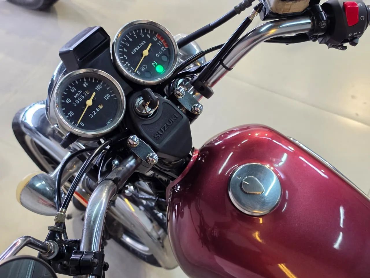 SUZUKI Intruder 125  - 2011 - Foto 4
