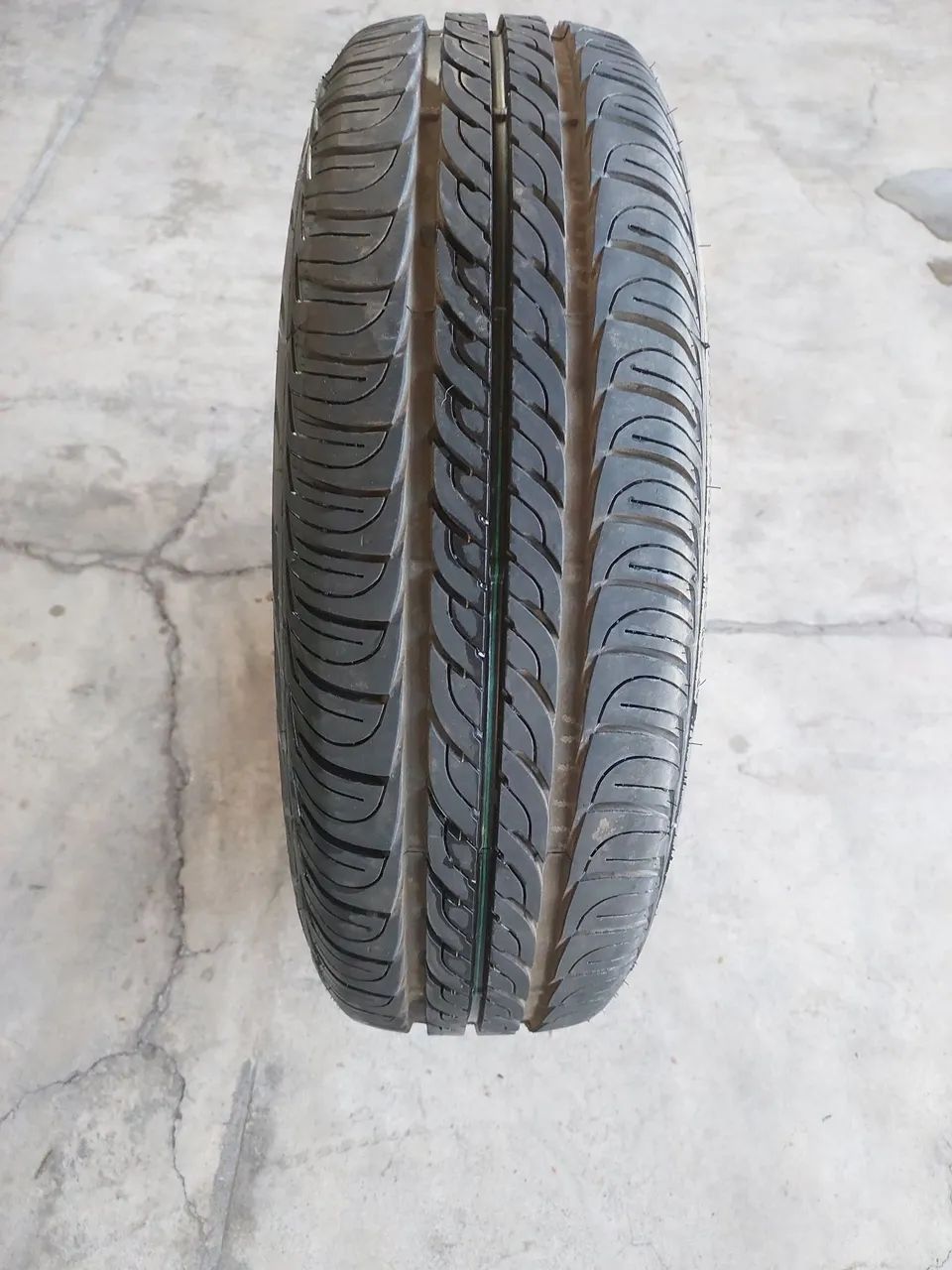Pneu Firestone Multihawk 165/70/14