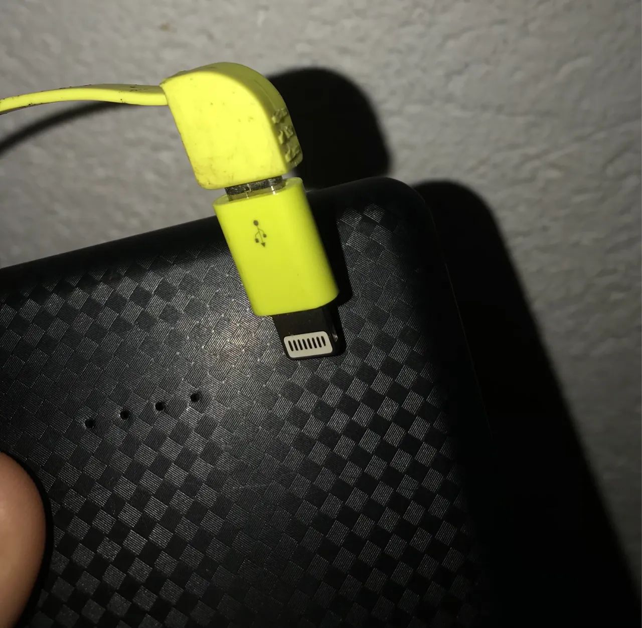 Power Bank 10000mAh FN-951E Cabo Lightning para iPhone - Foto 2
