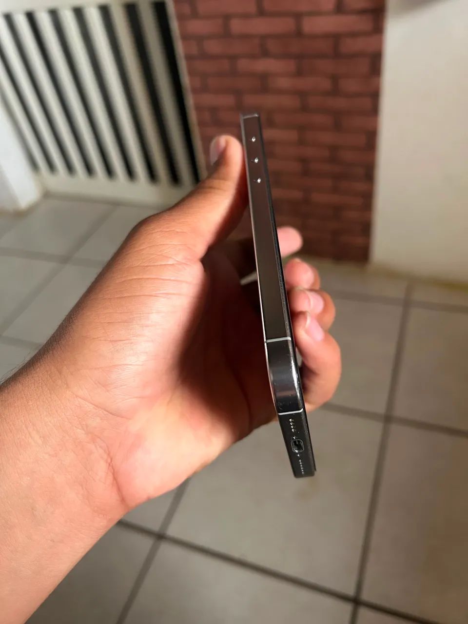 Iphone 16 pro Max  - Foto 4
