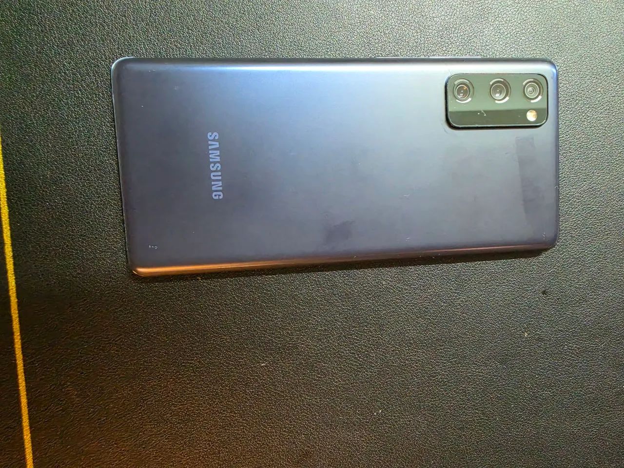 Galaxy S20 FE poucas marcas de uso - Foto 3