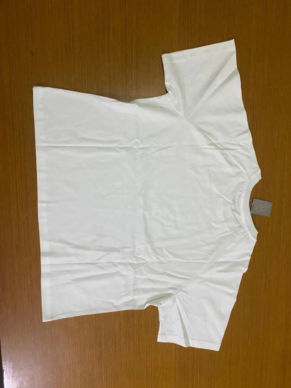 Camiseta Boxy MERTRA - Foto 3