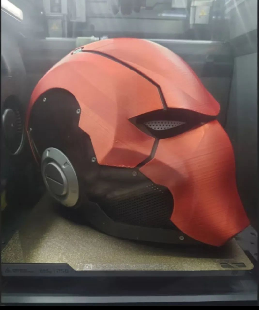 Capacete capuz vermelho cosplay ou decoração - Foto 2