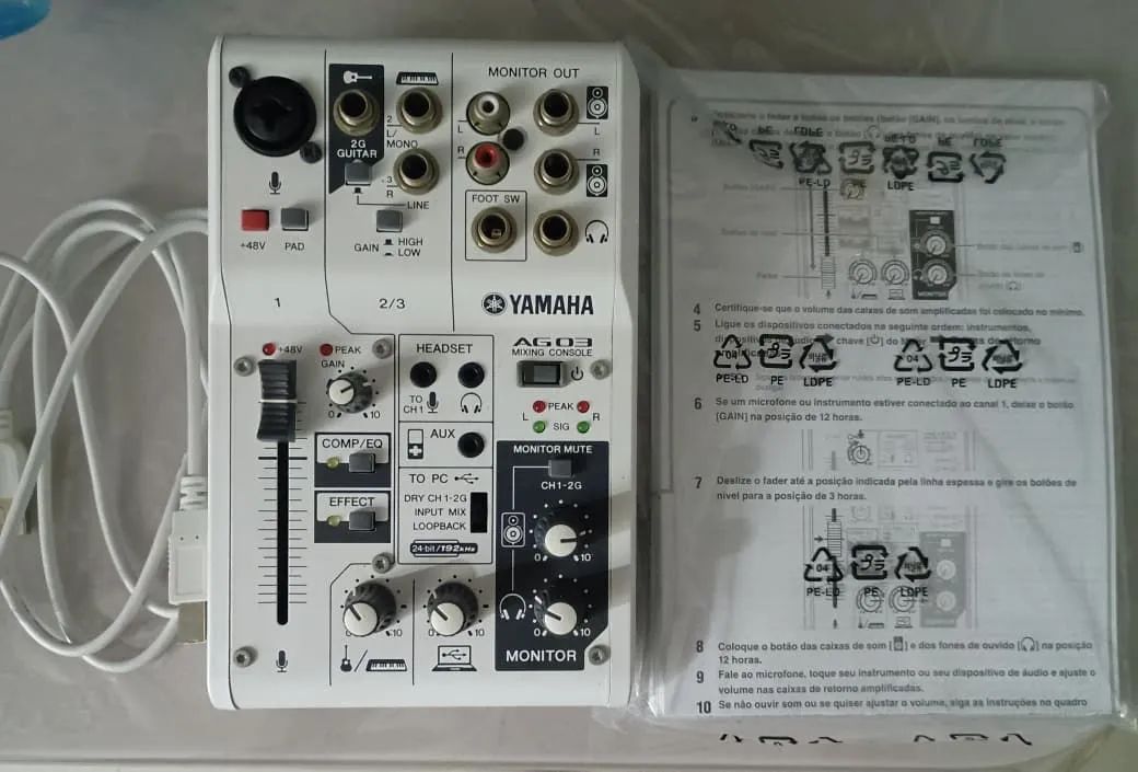 Mesa de som/Interface Yamaha Ag03  - Foto 2