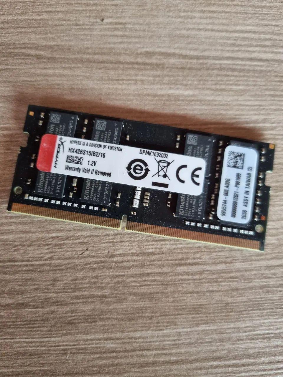 DDR4　PC4-2666　16GB　CMK16GX4M2A2666C16R Memória DDR4 2666 MHz 16 GB VENGEANCE LPX | KaBuM!