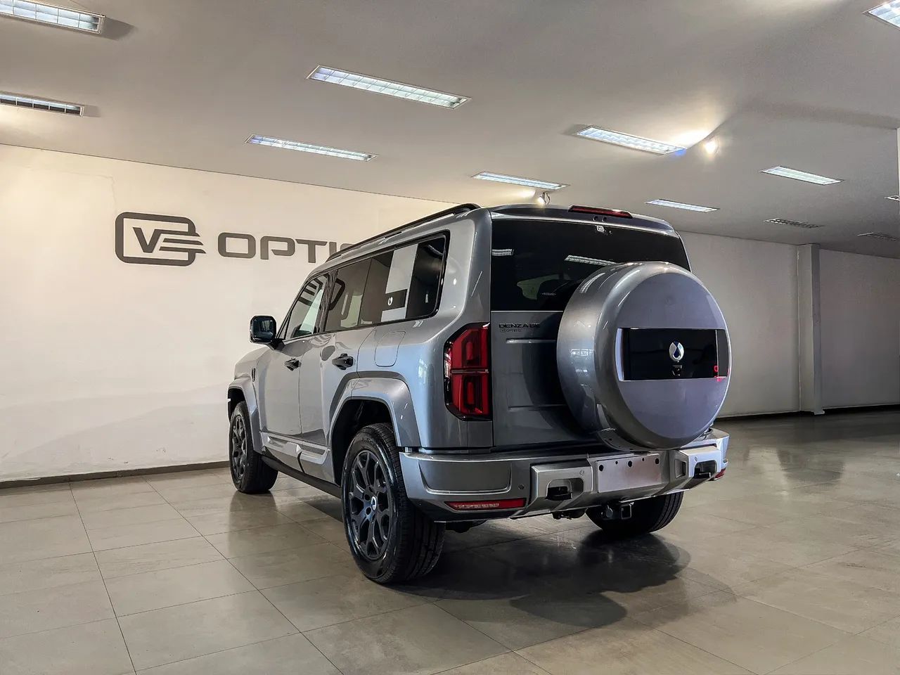 Denza B5 SUV híbrido plug-in, foto 4 de 19