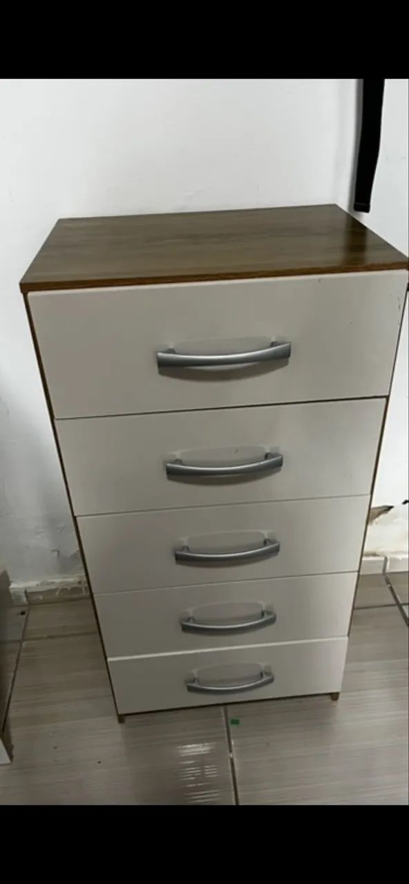 Cômoda bem conservada  - Foto 2