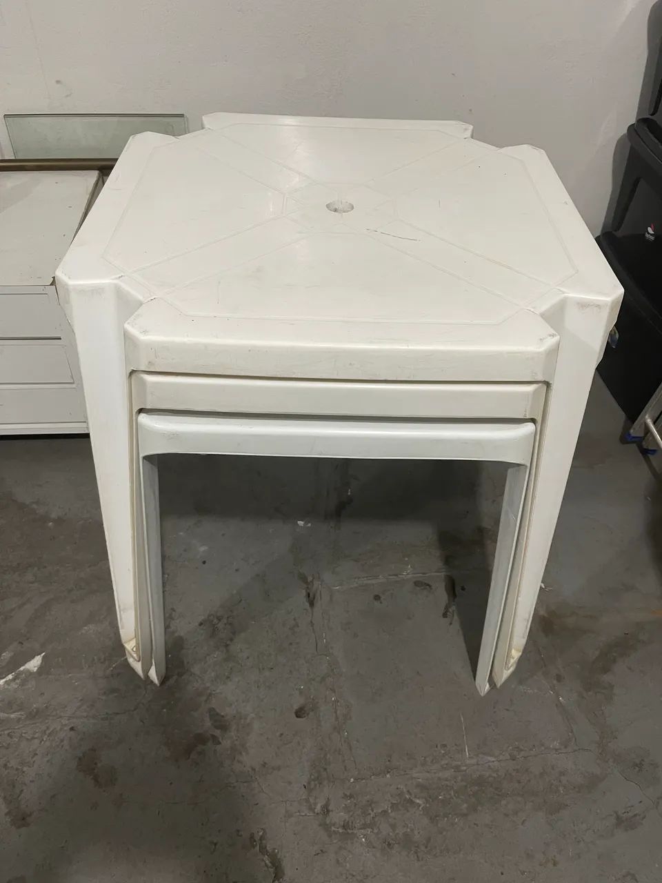 Conjunto Mesa e Cadeiras Plásticas - Foto 5