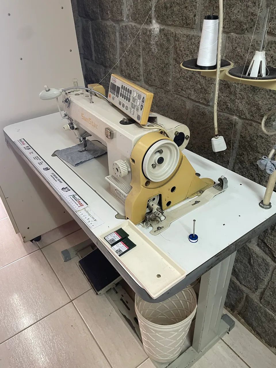 Máquina de Costura Reta Eletrônica  - Foto 4