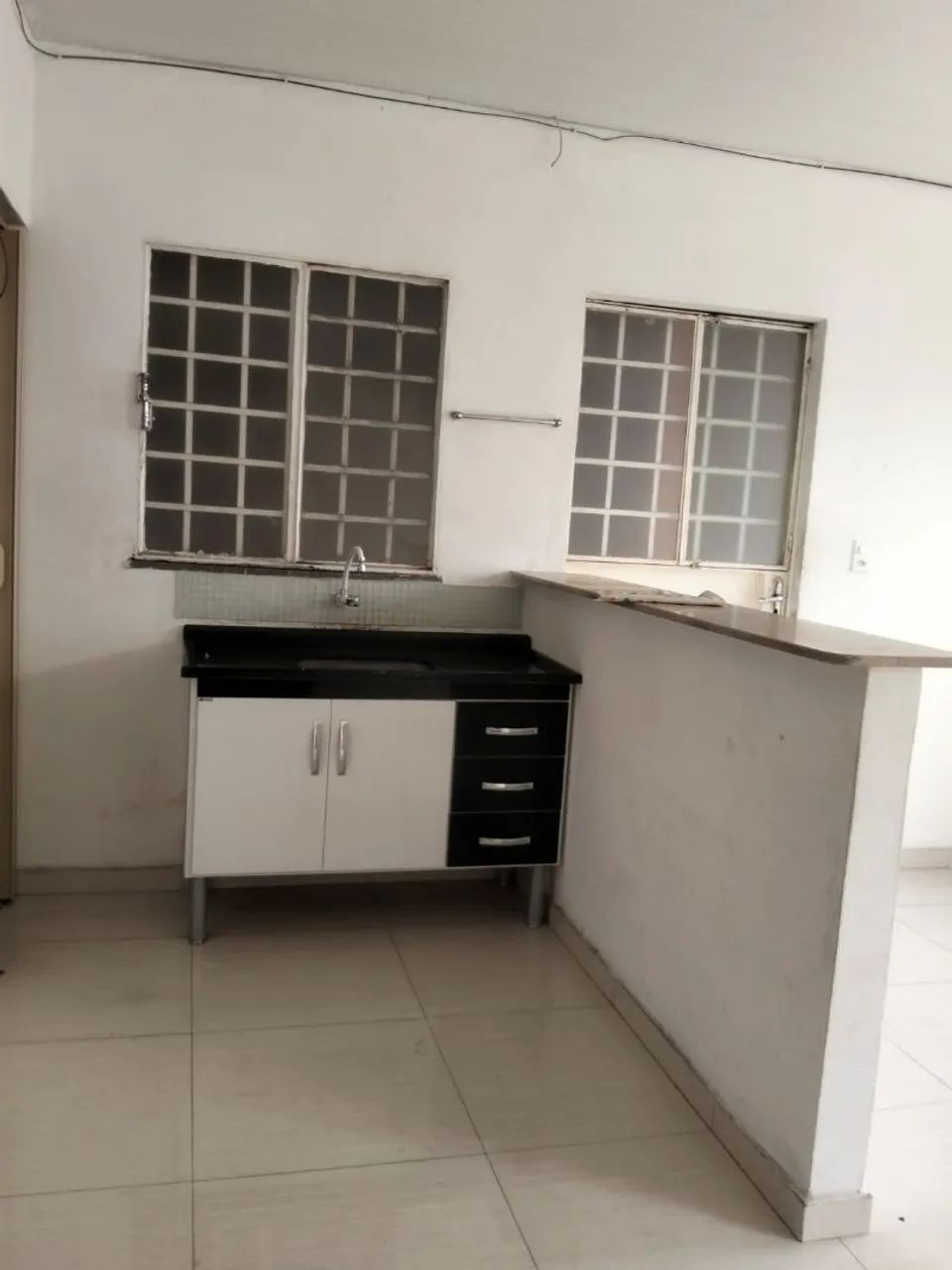 ALUGA-SE APARTAMENTO<br> - Foto 2
