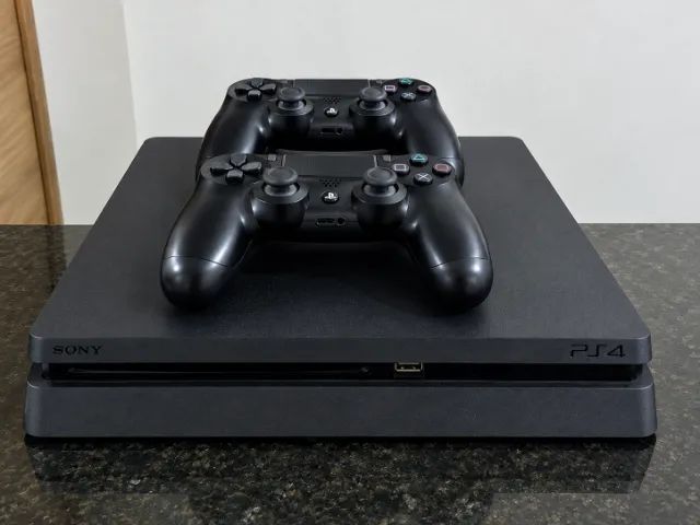 PS4 Slim + 2 controles ? funcionando 
