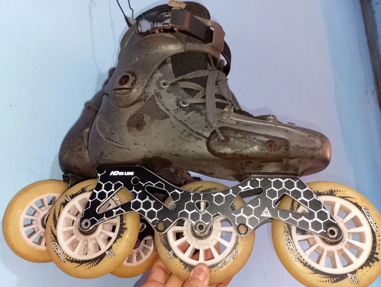 Patins usado Customizado, BOTA EXTERNA SEBA, Base híbrida HD, Rodas Led 110 mm 