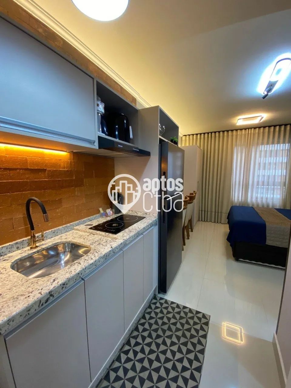 Studio para venda no centro, com 20m² - Curitiba/PR