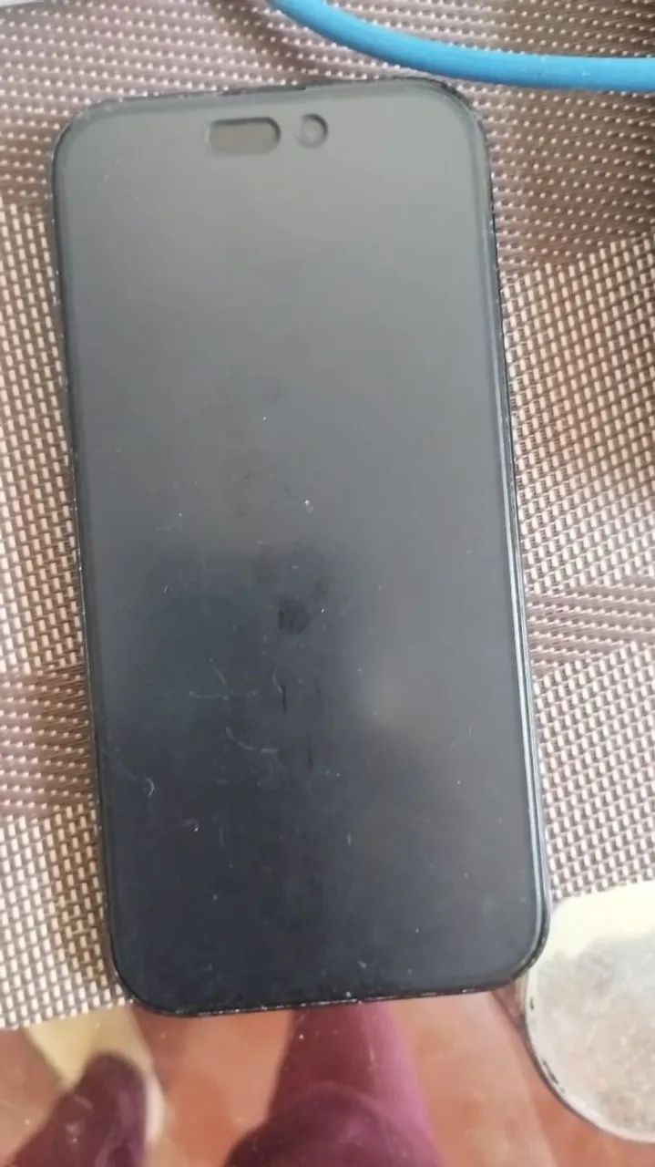 Iphone 11 e iPhone 16 normal para retirada de peças $R$300 - Foto 2