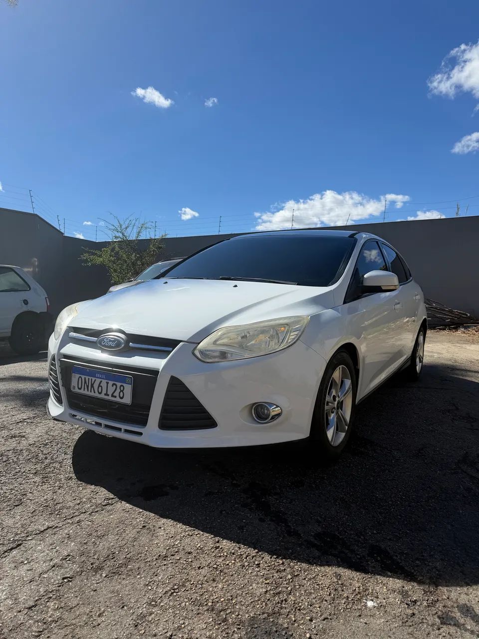 Ford Focus Focus 1.6 S/1.6 SE Flex 16v 5p Aut 2014