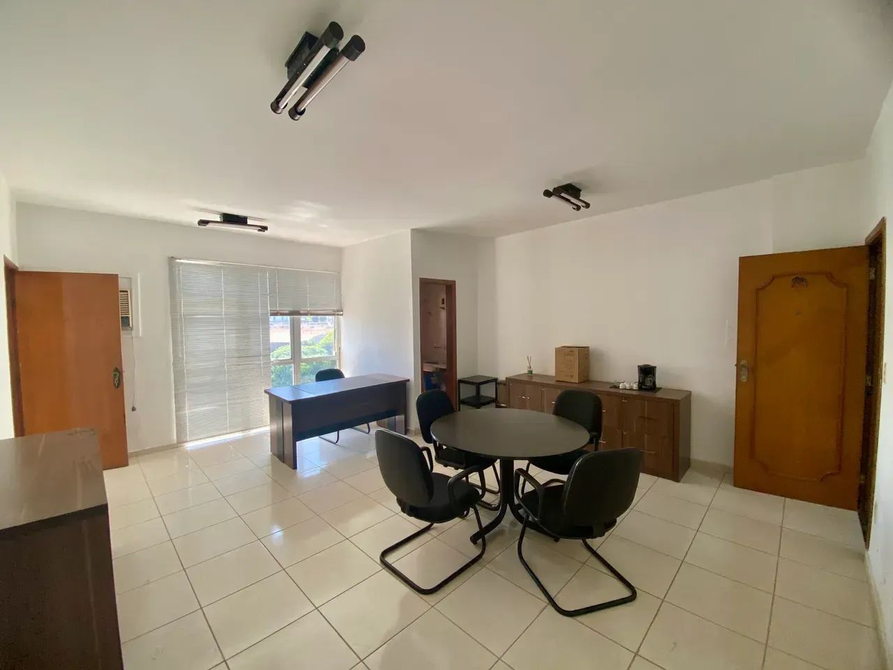 SALA COMERCIAL À VENDA  ED. ALBERT SABIN