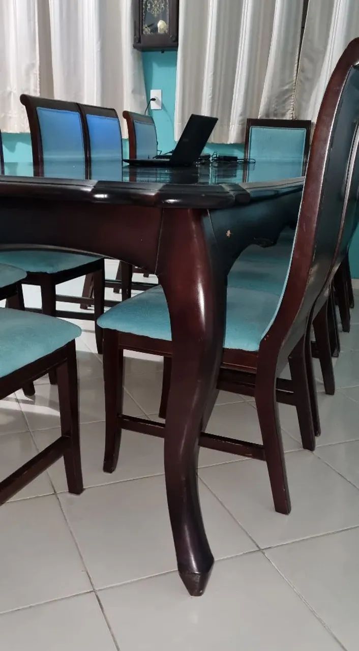 Mesa de jantar clássica de 12 lugares em madeira  - Foto 3