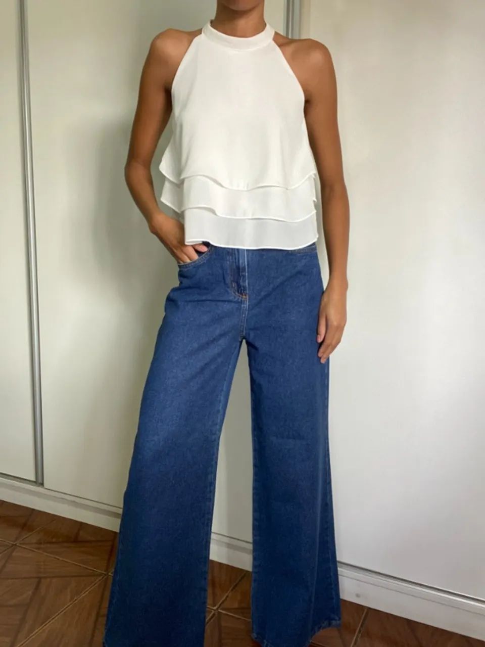 Blusa com Babado Branca Tamanho P - Foto 5